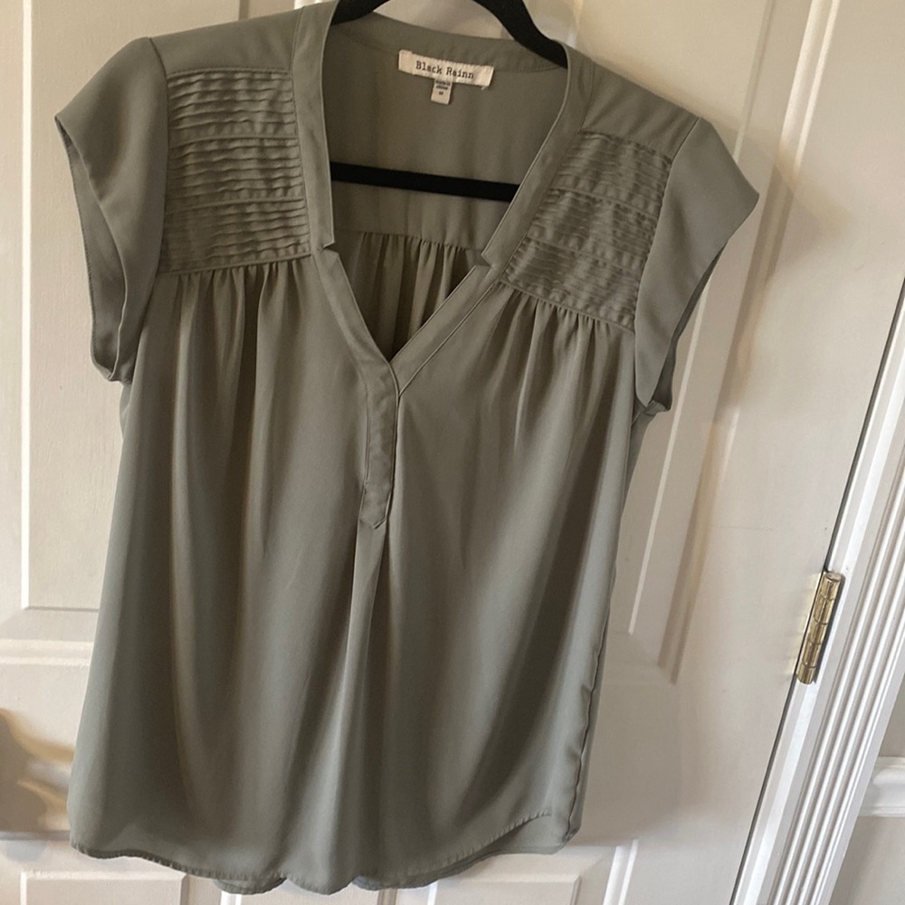olive green cap sleeve polyester top